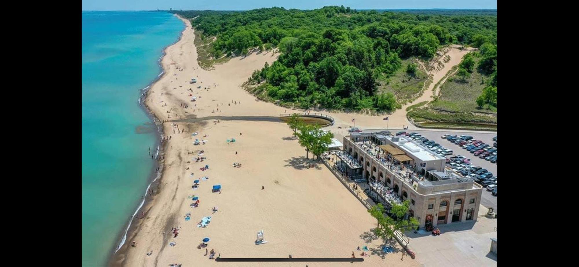 Blue Birdhouse - Indiana Dunes - Pet Friendly Chesterton Esterno foto